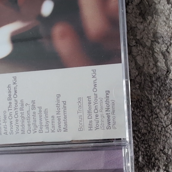 Taylor Swift Midnights CD Target Exclusive Lavender Disc Sealed Bonus Tracks - Picture 3 of 6